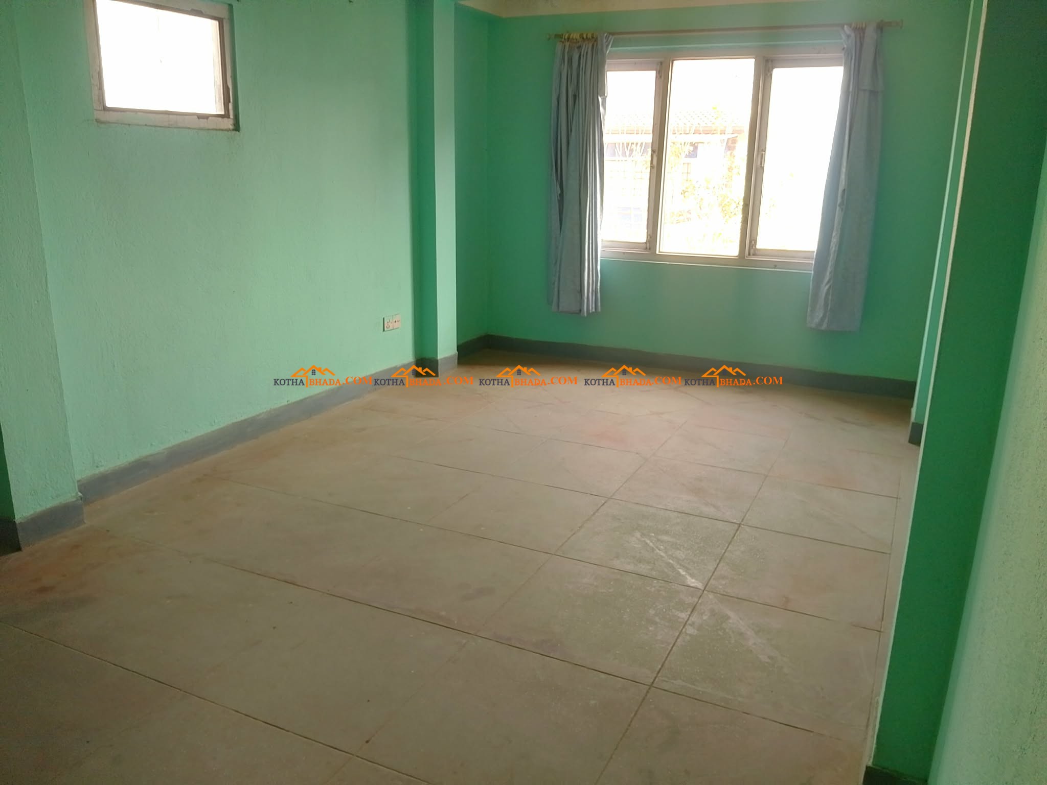Affordable 5 rooms flat in Bhaisepati, with car parking available for rent